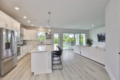 House in Apollo Beach, Florida 4 bedrooms, 225.1 sq.m. № 1773315 - photo 7