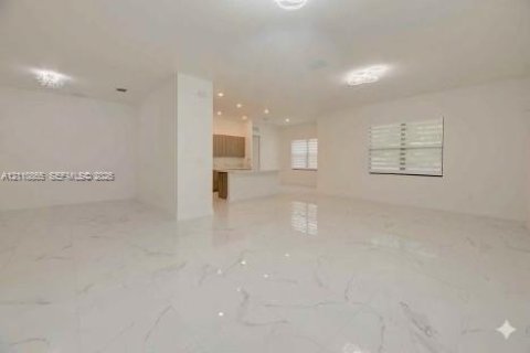 Villa ou maison à louer à Miramar, Floride: 5 chambres, 337.51 m2 № 2426680 - photo 6