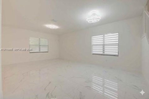 Villa ou maison à louer à Miramar, Floride: 5 chambres, 337.51 m2 № 2426680 - photo 5