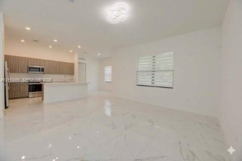 Villa ou maison à louer à Miramar, Floride: 5 chambres, 337.51 m2 № 2426680 - photo 7