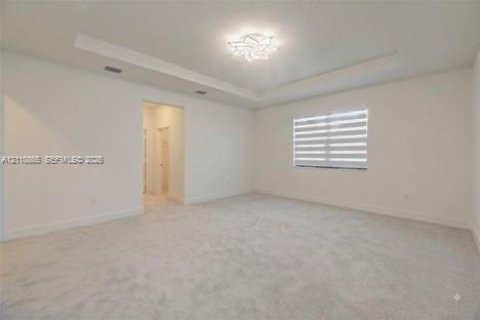 Villa ou maison à louer à Miramar, Floride: 5 chambres, 337.51 m2 № 2426680 - photo 21