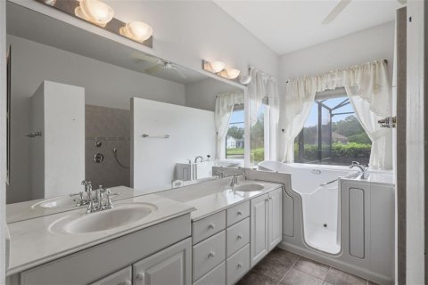 Villa ou maison à vendre à Winter Garden, Floride: 4 chambres, 234.95 m2 № 2102202 - photo 22