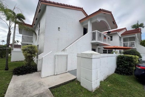 Copropriété à vendre à Miami, Floride: 2 chambres, 76.18 m2 № 1966701 - photo 2
