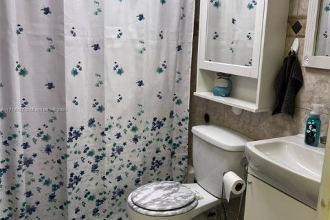 Купить кондоминиум в Майами, Флорида 2 спальни, 83.24м2, № 1708482 - фото 9