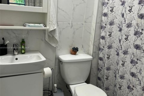 Купить кондоминиум в Майами, Флорида 2 спальни, 83.24м2, № 1708482 - фото 8