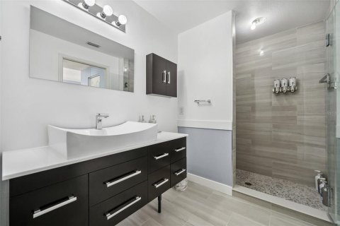 Copropriété à louer à Sarasota, Floride: 2 chambres, 123.84 m2 № 1631603 - photo 12