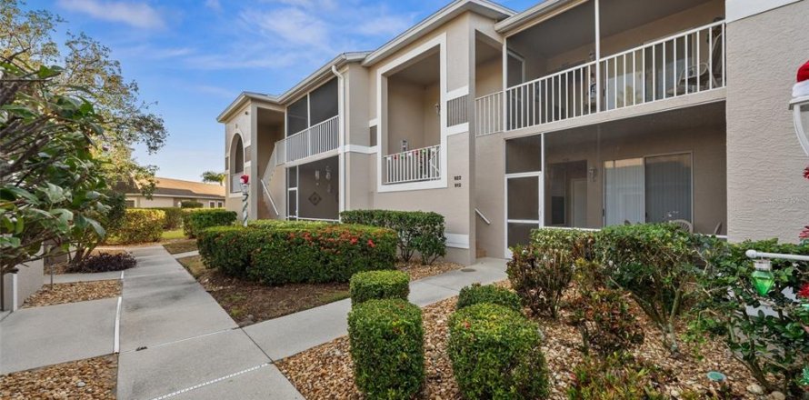 Condominio en Sarasota, Florida, 2 dormitorios № 1631603