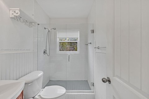 House in Fort Lauderdale, Florida 3 bedrooms, 100.33 sq.m. № 1946614 - photo 29