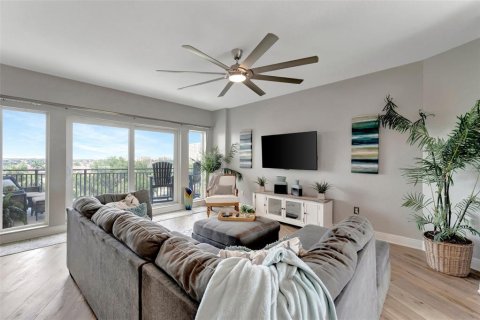 Condominio en venta en Palmetto, Florida, 3 dormitorios, 206.71 m2 № 1740416 - foto 4