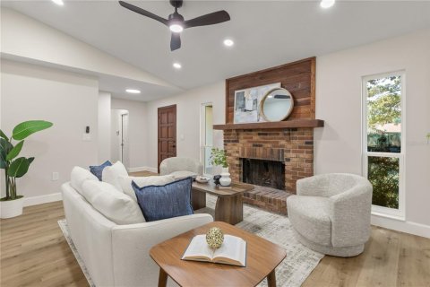 Villa ou maison à vendre à Orlando, Floride: 4 chambres, 156.08 m2 № 2303224 - photo 7