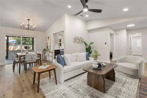 Villa ou maison à vendre à Orlando, Floride: 4 chambres, 156.08 m2 № 2303224 - photo 4