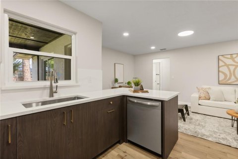 Villa ou maison à vendre à Orlando, Floride: 4 chambres, 156.08 m2 № 2303224 - photo 10