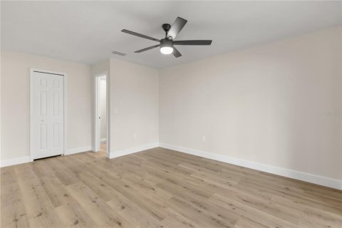 Villa ou maison à vendre à Orlando, Floride: 4 chambres, 156.08 m2 № 2303224 - photo 21