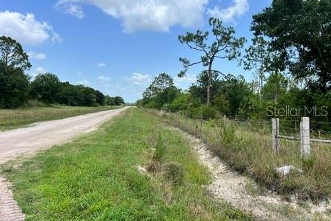 Land in North Fort Myers, Florida № 1791272 - photo 12
