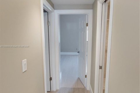 Adosado en alquiler en Sunny Isles Beach, Florida, 3 dormitorios, 210.42 m2 № 1818353 - foto 11