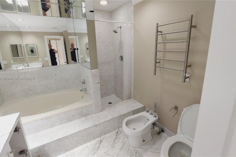 Adosado en alquiler en Sunny Isles Beach, Florida, 3 dormitorios, 210.42 m2 № 1818353 - foto 19