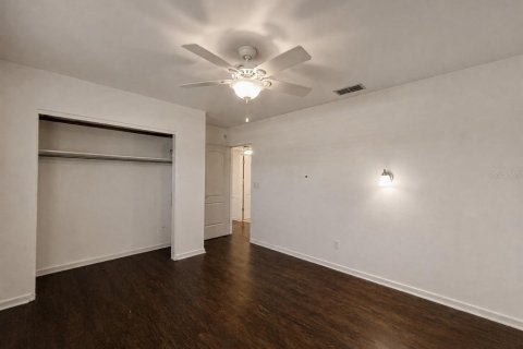 House in Winter Haven, Florida 4 bedrooms, 168.71 sq.m. № 2318667 - photo 26