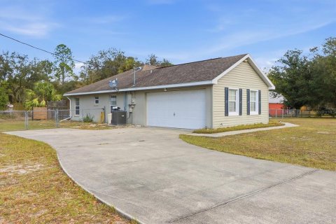Villa ou maison à vendre à Dunnellon, Floride: 3 chambres, 144.37 m2 № 2135170 - photo 4