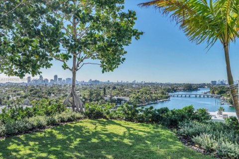 Copropriété à vendre à Bay Harbor Islands, Floride: 3 chambres, 192.12 m2 № 2006176 - photo 21