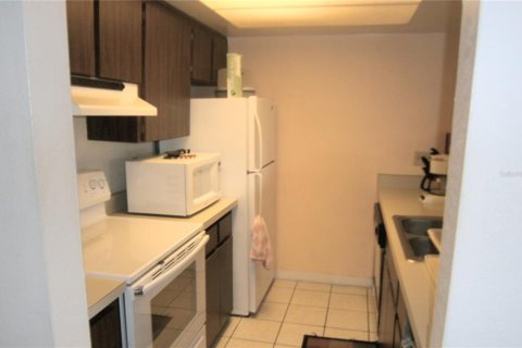 Condominio en alquiler en Orlando, Florida, 2 dormitorios, 105.82 m2 № 2099908 - foto 5