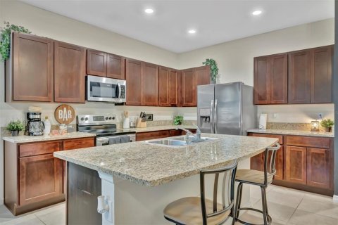 Touwnhouse à vendre à Brandon, Floride: 3 chambres, 165.83 m2 № 1772713 - photo 11