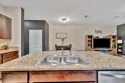 Touwnhouse à vendre à Brandon, Floride: 3 chambres, 165.83 m2 № 1772713 - photo 16