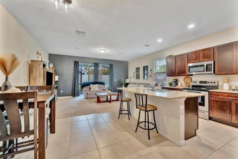 Touwnhouse à vendre à Brandon, Floride: 3 chambres, 165.83 m2 № 1772713 - photo 6