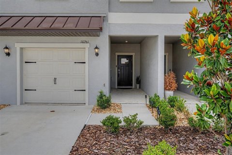 Townhouse in San Antonio, Florida 3 bedrooms, 154.78 sq.m. № 2117597 - photo 22