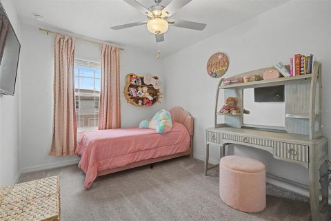 Townhouse in San Antonio, Florida 3 bedrooms, 154.78 sq.m. № 2117597 - photo 30
