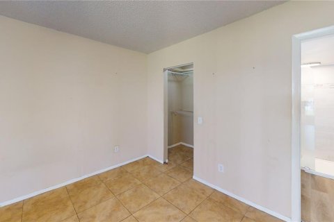 Condo in Tampa, Florida, 4 bedrooms  № 2208858 - photo 13