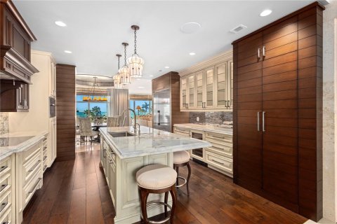 Condo in Longboat Key, Florida, 4 bedrooms  № 1718915 - photo 12