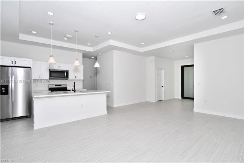 Купить виллу или дом в Лихай-Эйкерс, Флорида 3 спальни, № 1834364 - фото 12