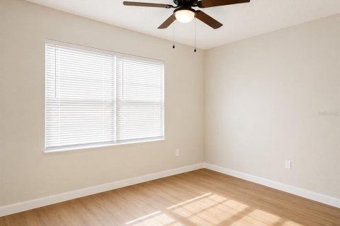Condo in Orlando, Florida, 2 bedrooms № 2229670 - photo 18