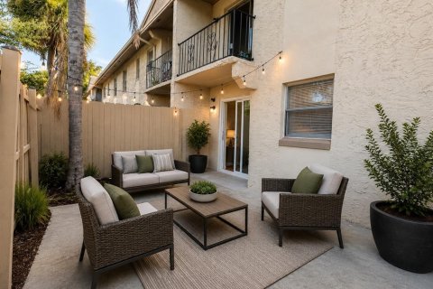 Condo in Orlando, Florida, 2 bedrooms № 2229670 - photo 21
