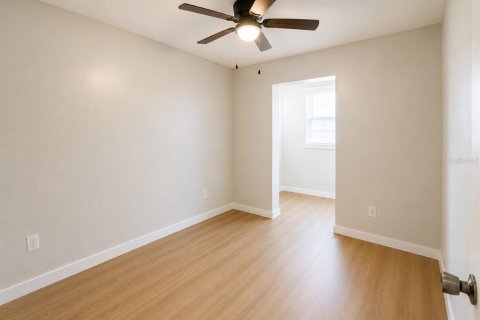 Condo in Orlando, Florida, 2 bedrooms № 2229670 - photo 14