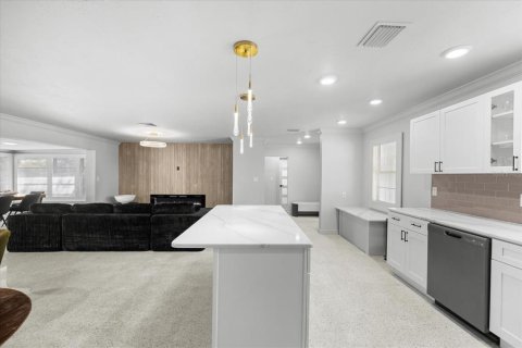 Villa ou maison à vendre à Treasure Island, Floride: 3 chambres, 169.36 m2 № 1876626 - photo 14