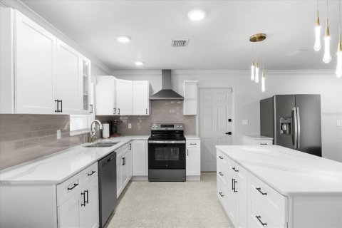 Villa ou maison à vendre à Treasure Island, Floride: 3 chambres, 169.36 m2 № 1876626 - photo 12