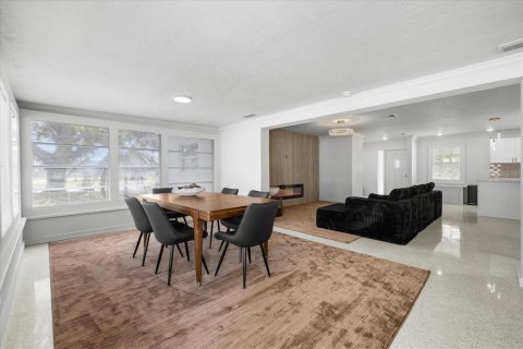 Villa ou maison à vendre à Treasure Island, Floride: 3 chambres, 169.36 m2 № 1876626 - photo 29