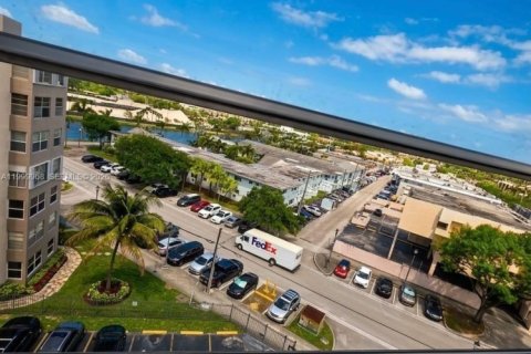 Apartment in North Miami Beach, Florida 2 bedrooms, 68.19 sq.m. № 2067571 - photo 12