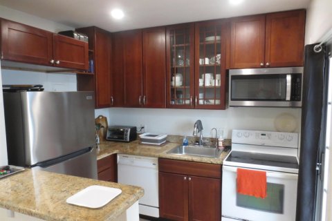 Apartment in Fort Lauderdale, Florida 2 bedrooms, 177.91 sq.m. № 2378752 - photo 6