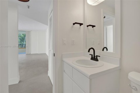 Copropriété à louer à Miami, Floride: 2 chambres, 81.75 m2 № 2033998 - photo 20