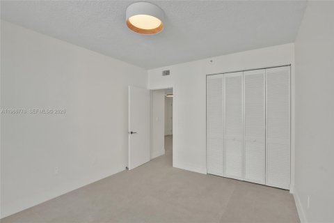 Copropriété à louer à Miami, Floride: 2 chambres, 81.75 m2 № 2033998 - photo 18