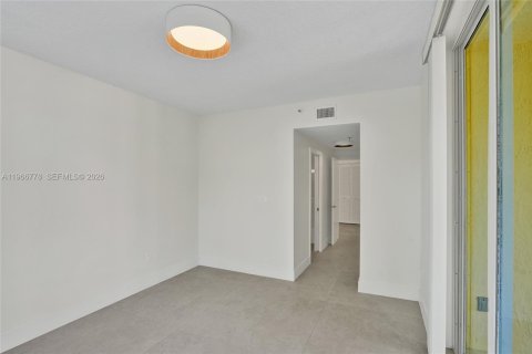 Copropriété à louer à Miami, Floride: 2 chambres, 81.75 m2 № 2033998 - photo 10
