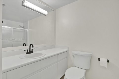 Copropriété à louer à Miami, Floride: 2 chambres, 81.75 m2 № 2033998 - photo 14