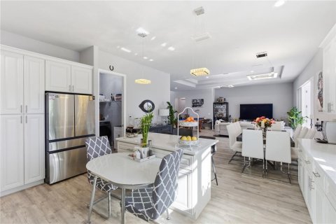 Купить виллу или дом в Палм-Кост, Флорида 5 комнат, 187.38м2, № 2125999 - фото 15