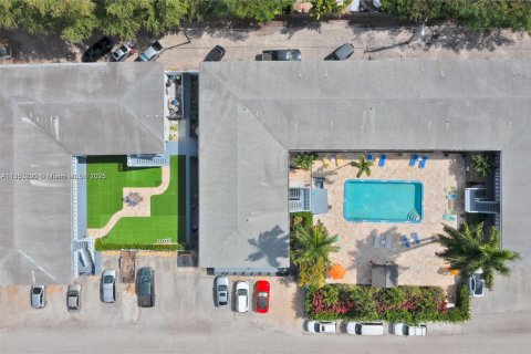 Appartement à louer à Fort Lauderdale, Floride: 2 chambres, 1460.61 m2 № 1877713 - photo 16