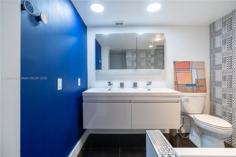 Condominio en alquiler en Hallandale Beach, Florida, 2 dormitorios, 148.64 m2 № 1691617 - foto 28