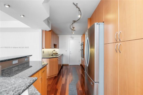 Condominio en alquiler en Hallandale Beach, Florida, 2 dormitorios, 148.64 m2 № 1691617 - foto 14