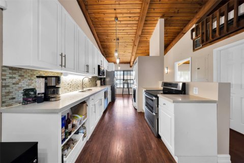 Adosado en venta en Pembroke Pines, Florida, 2 dormitorios, 111.11 m2 № 2029173 - foto 4