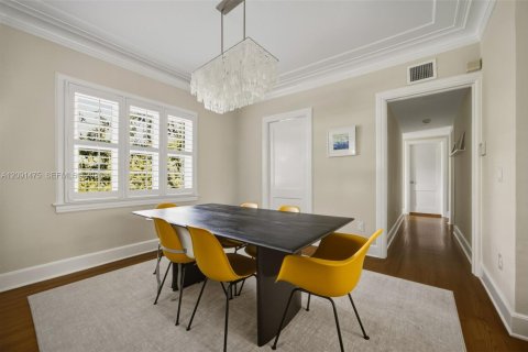 Casa en venta en Coral Gables, Florida, 3 dormitorios, 152.45 m2 № 2381916 - foto 9